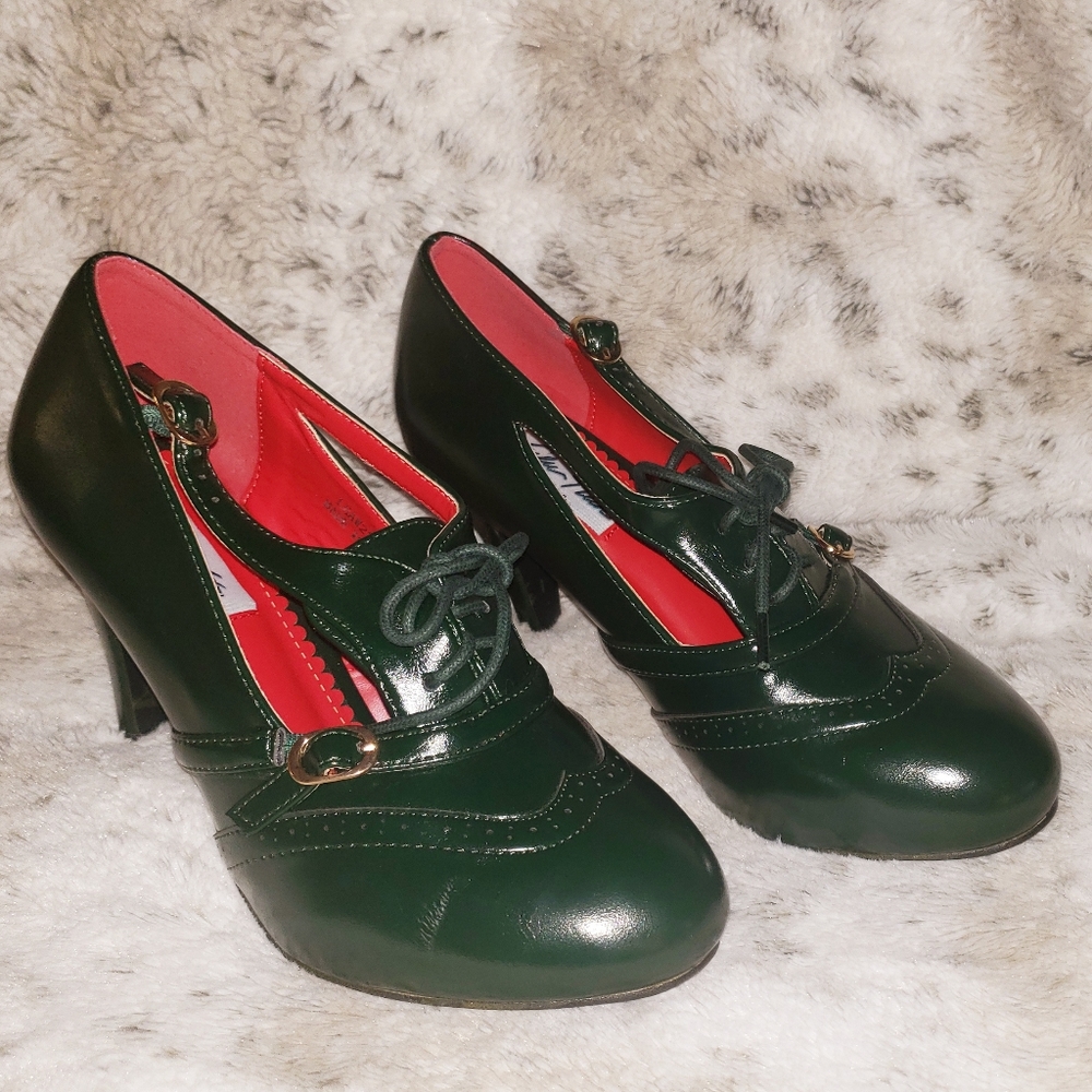 NEW: Lulu Hun, London Agatha Green Heel